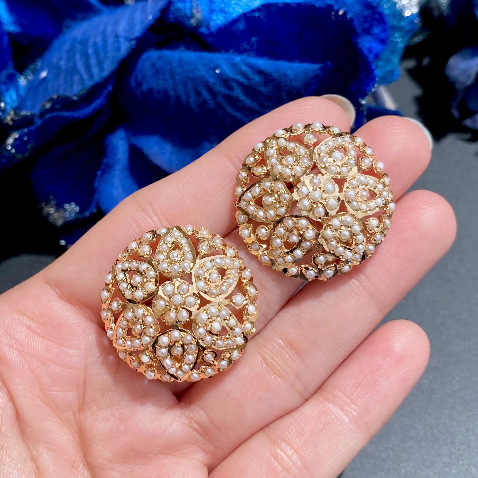 round-pearl-earrings.jpg