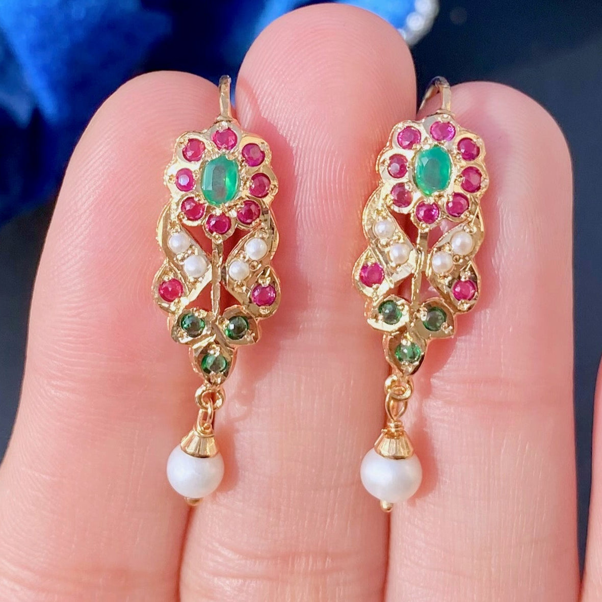 small earrings with fish hook