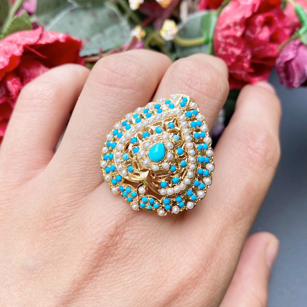 14k gold cocktail ring design with feroza