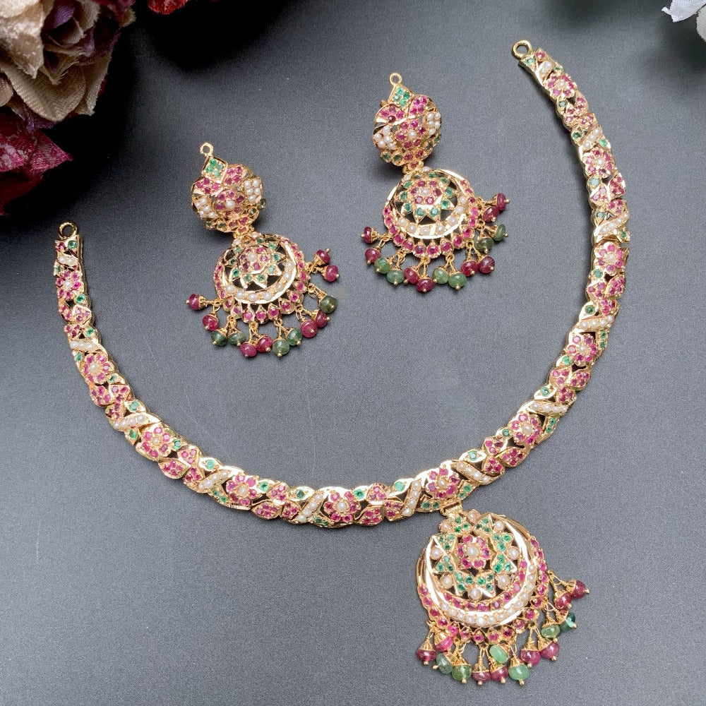 Classic Jadau Necklace Set in 22ct Gold GNS 191