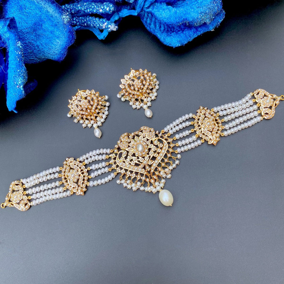 party wear pearl choker in 22 carat gold