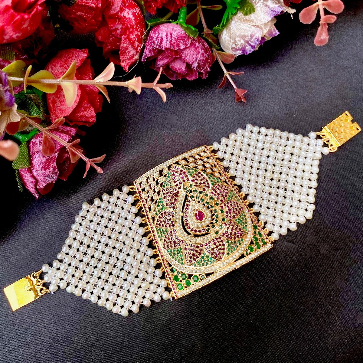 traditional indian / pakistani bracelet bajubandh