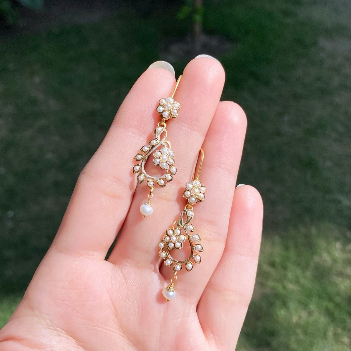 22 carat gold earrings for women under 50000