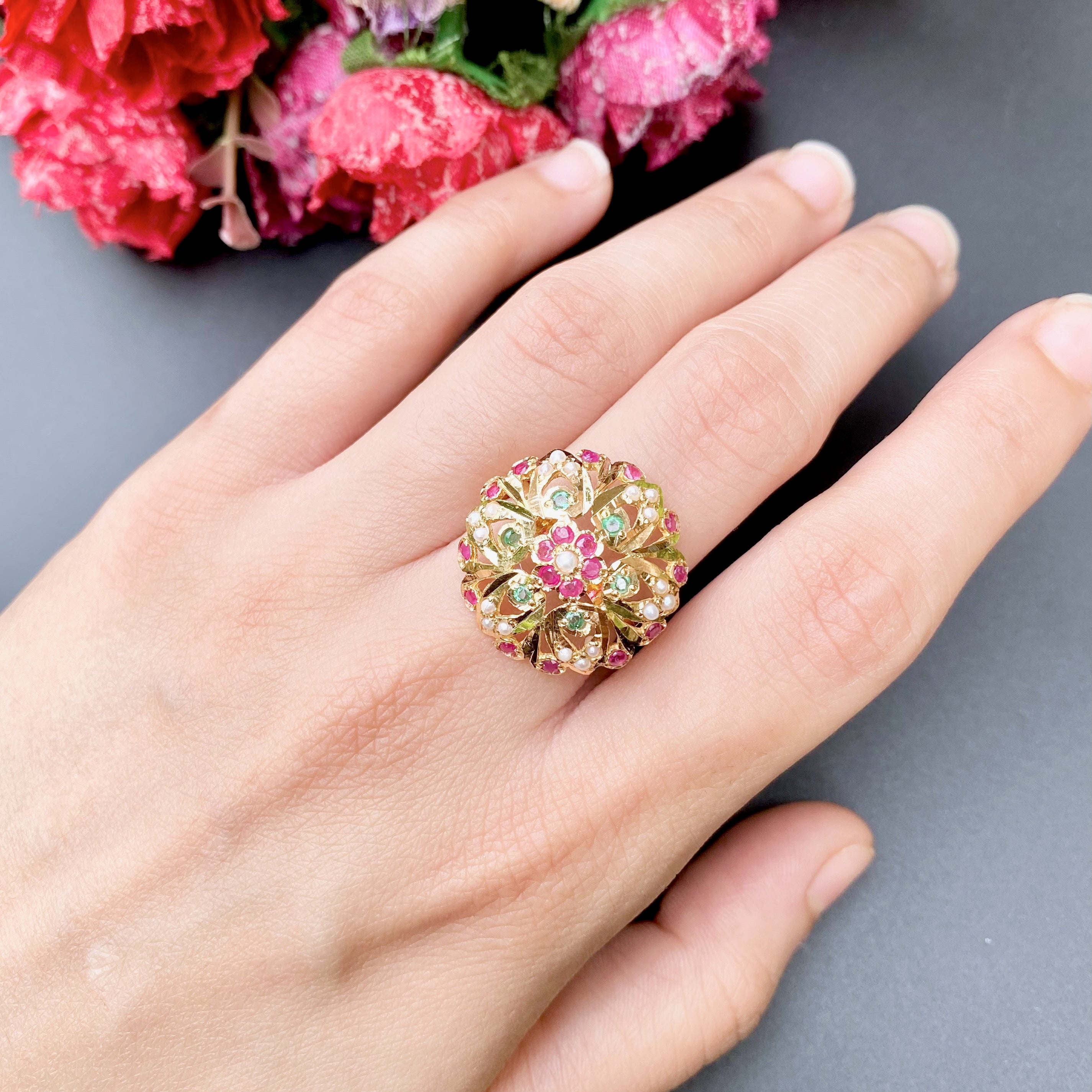Delicate Jadau Floral Ring in 22ct Gold GLR 075