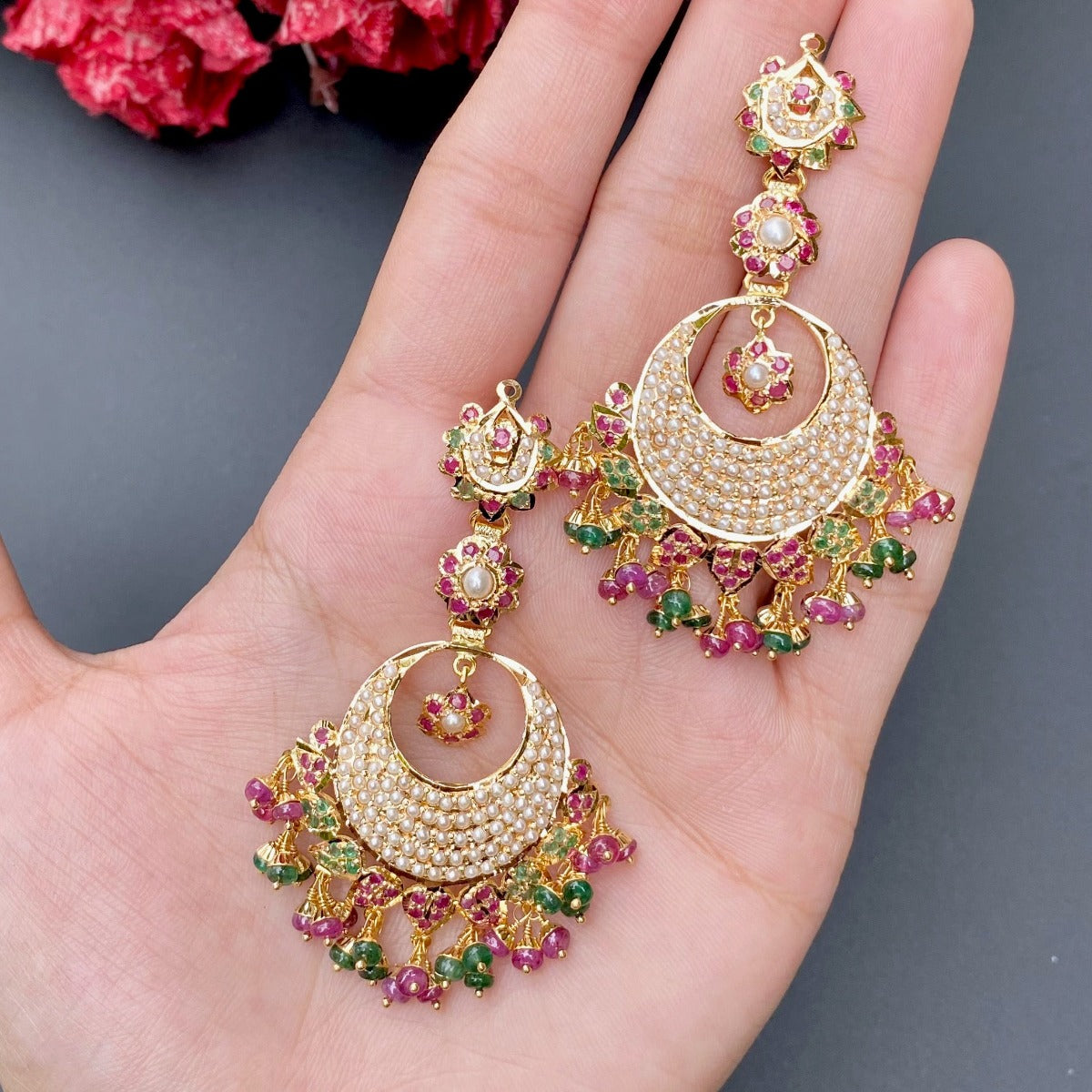 rubi emerald earrings 22 carat gold