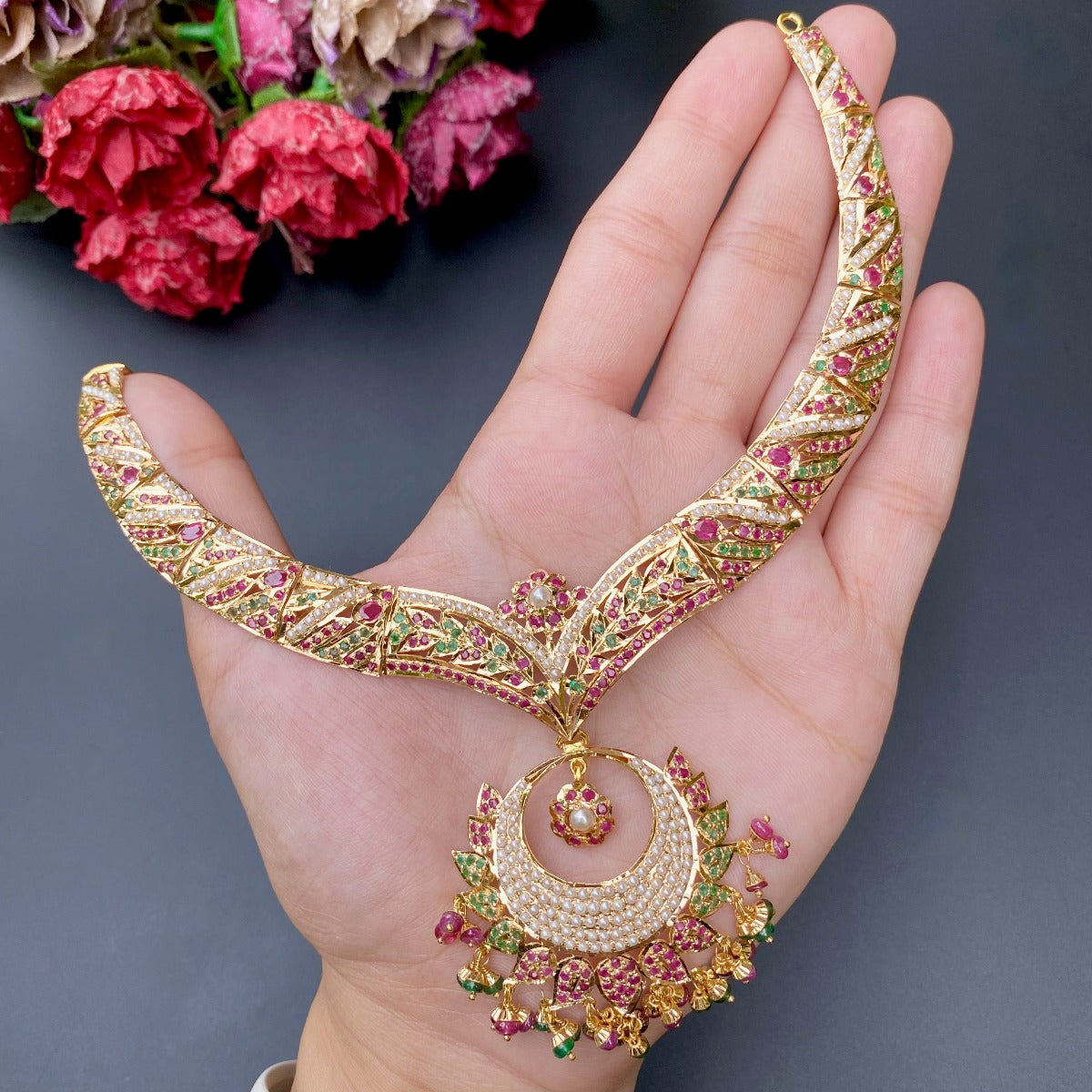 Jadau deals gold necklace