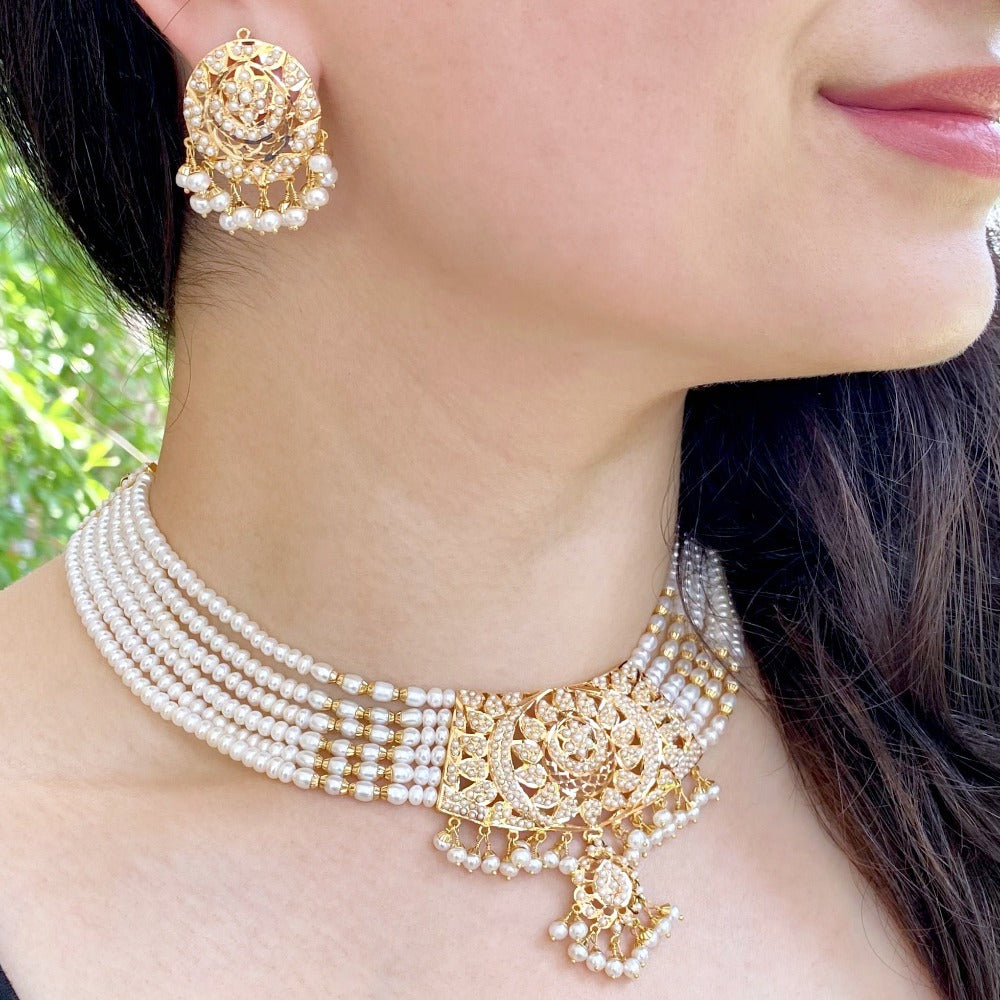 party wear choker set in 22k gold with pearls