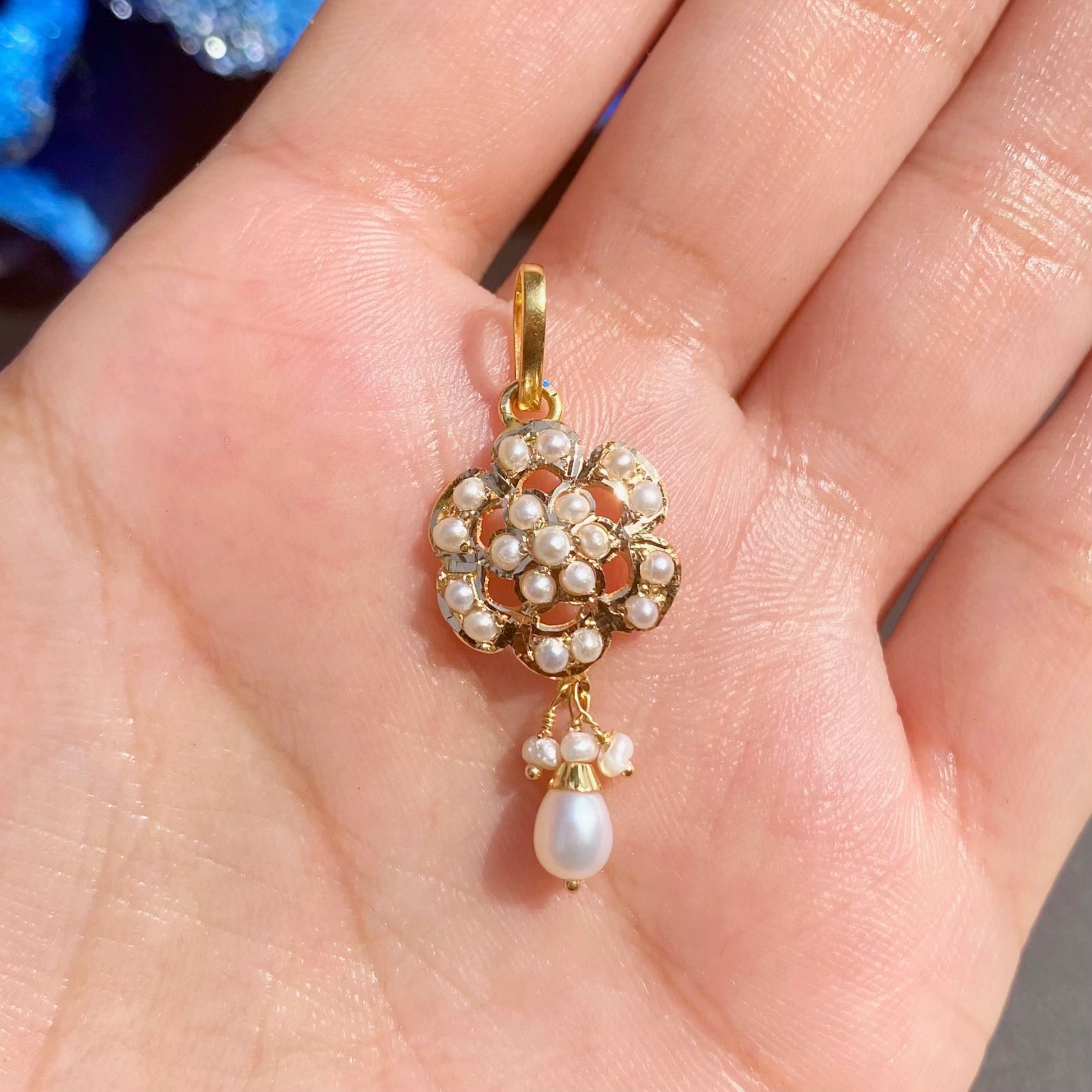 Floral Pearl Pendant made in 22ct Gold GP 014