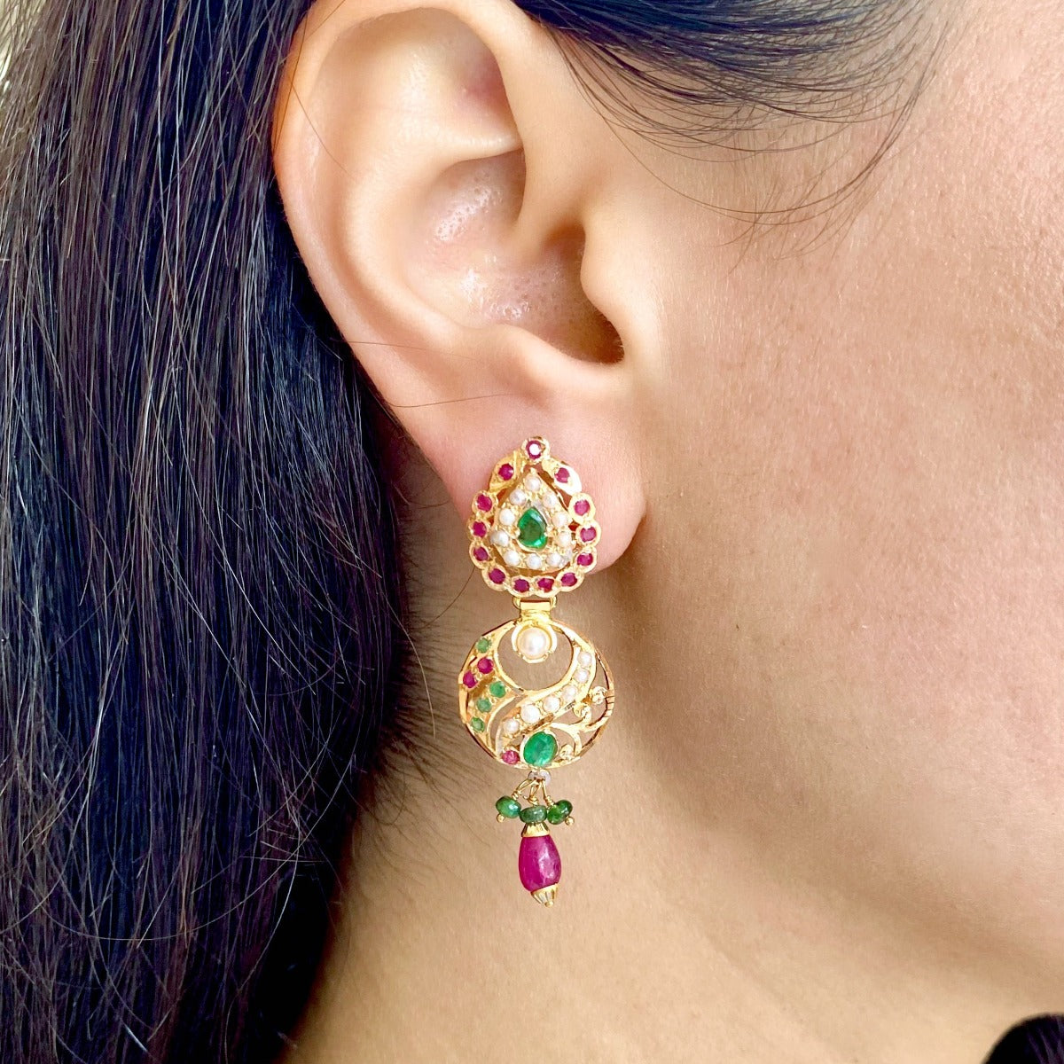 small chandbali earrings gold