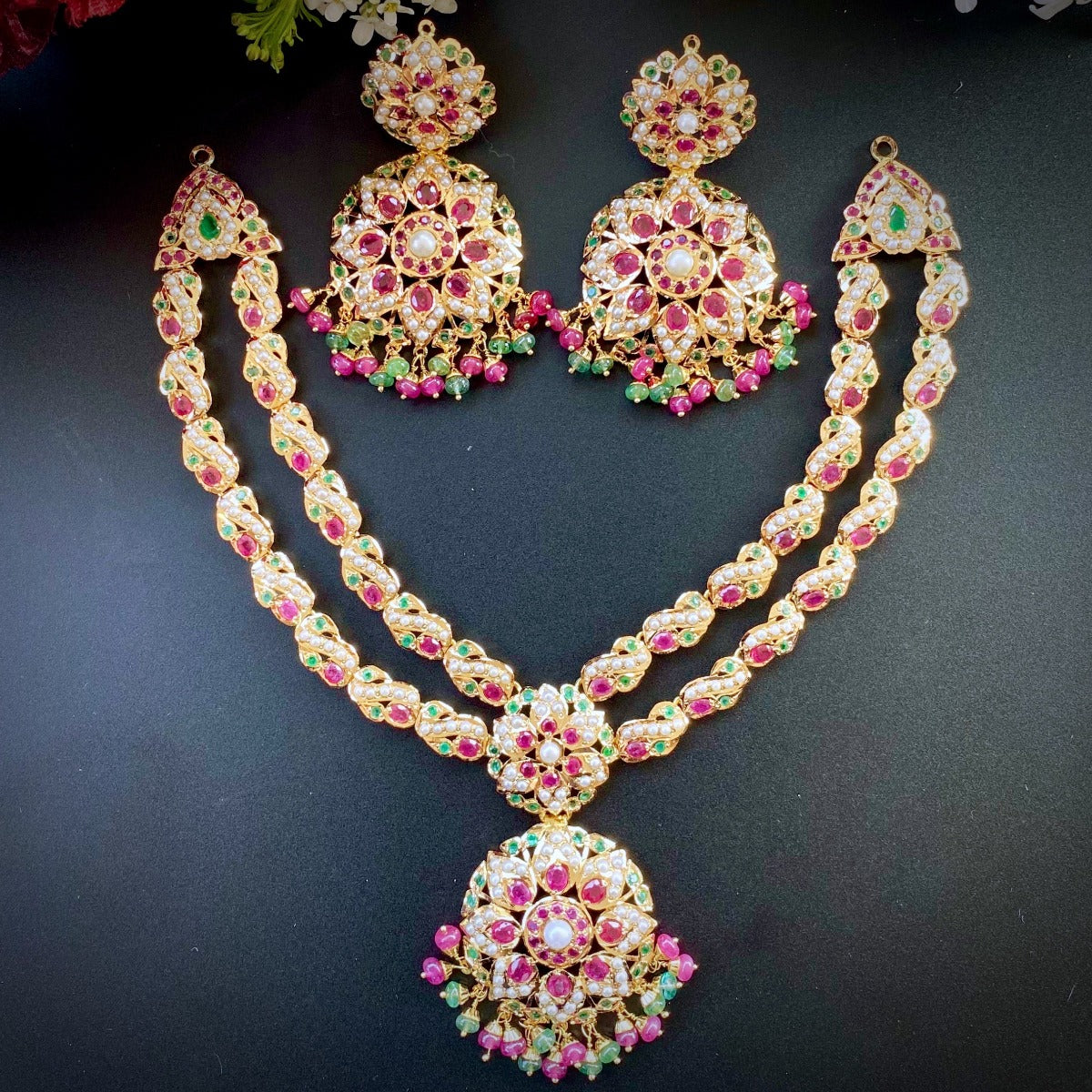 ruby emerald necklace set