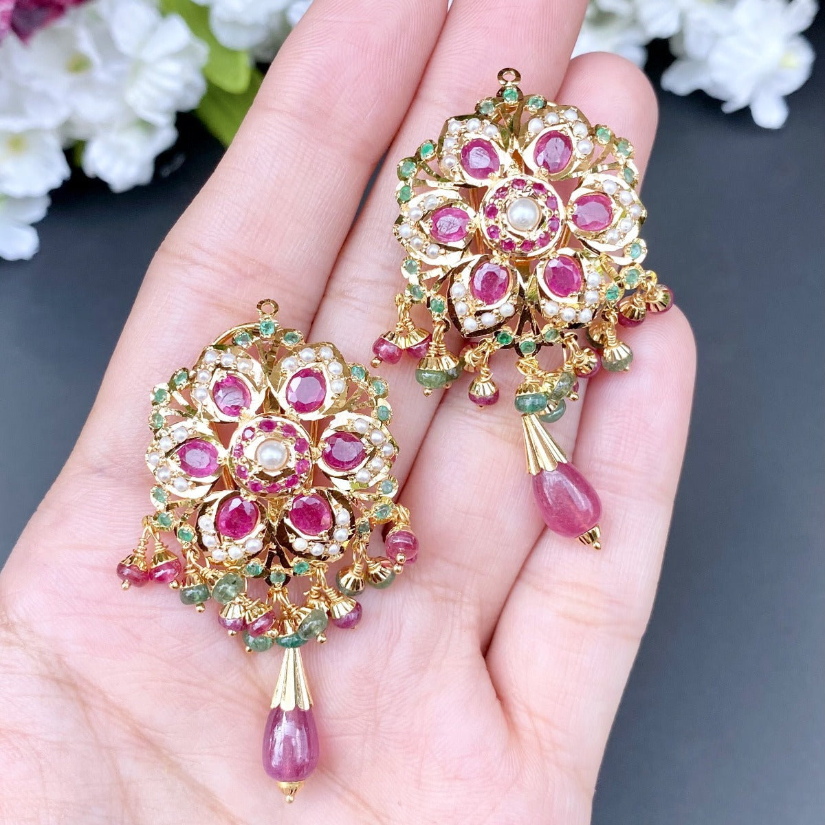 modern kundan earrings for women under 1 lakh