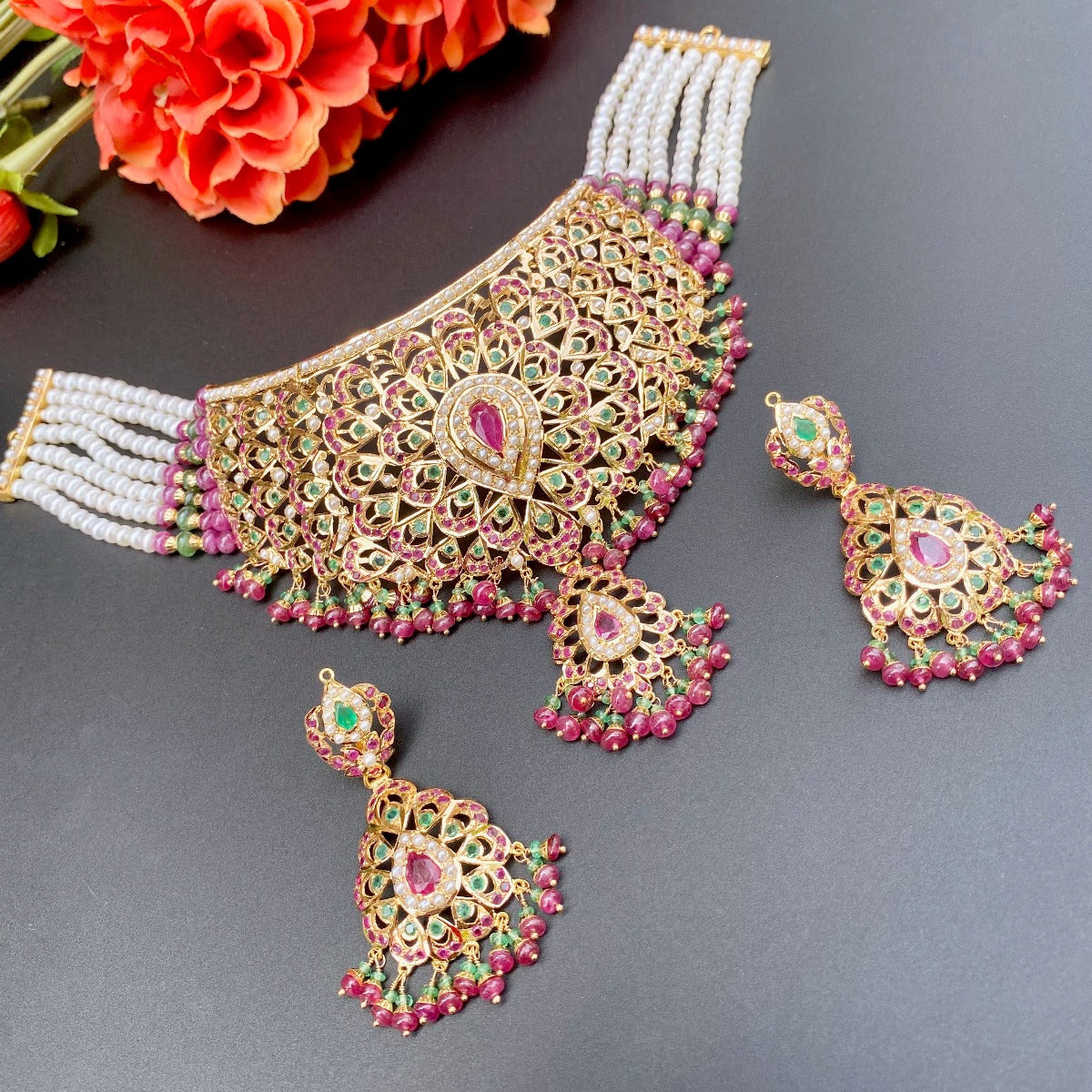 mughal style gold choker for bride