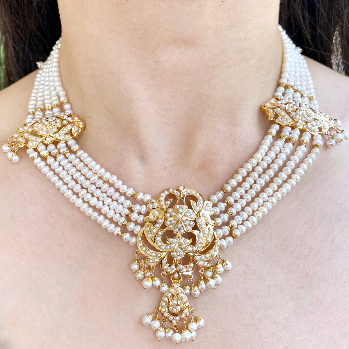 Elegant Two-line Leaf Pendant Pearl Necklace Set