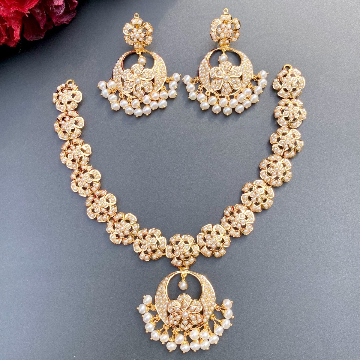 real gold necklace set with pearls