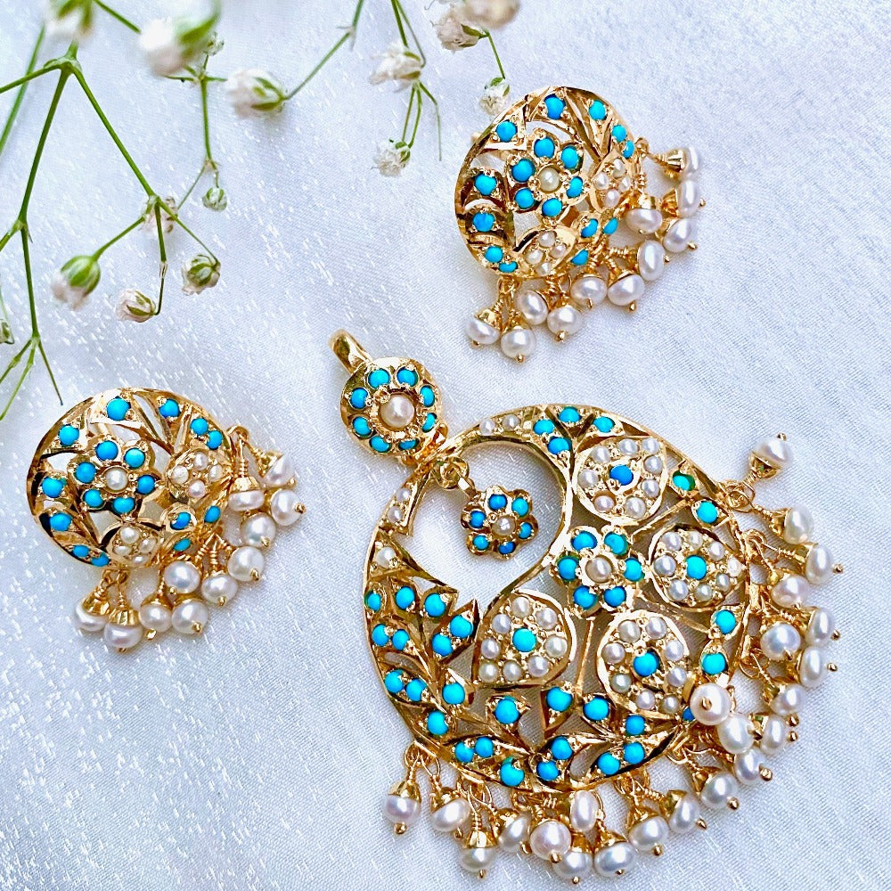 mughal design gold plated pendant set on 925 silver with pearls and feroza