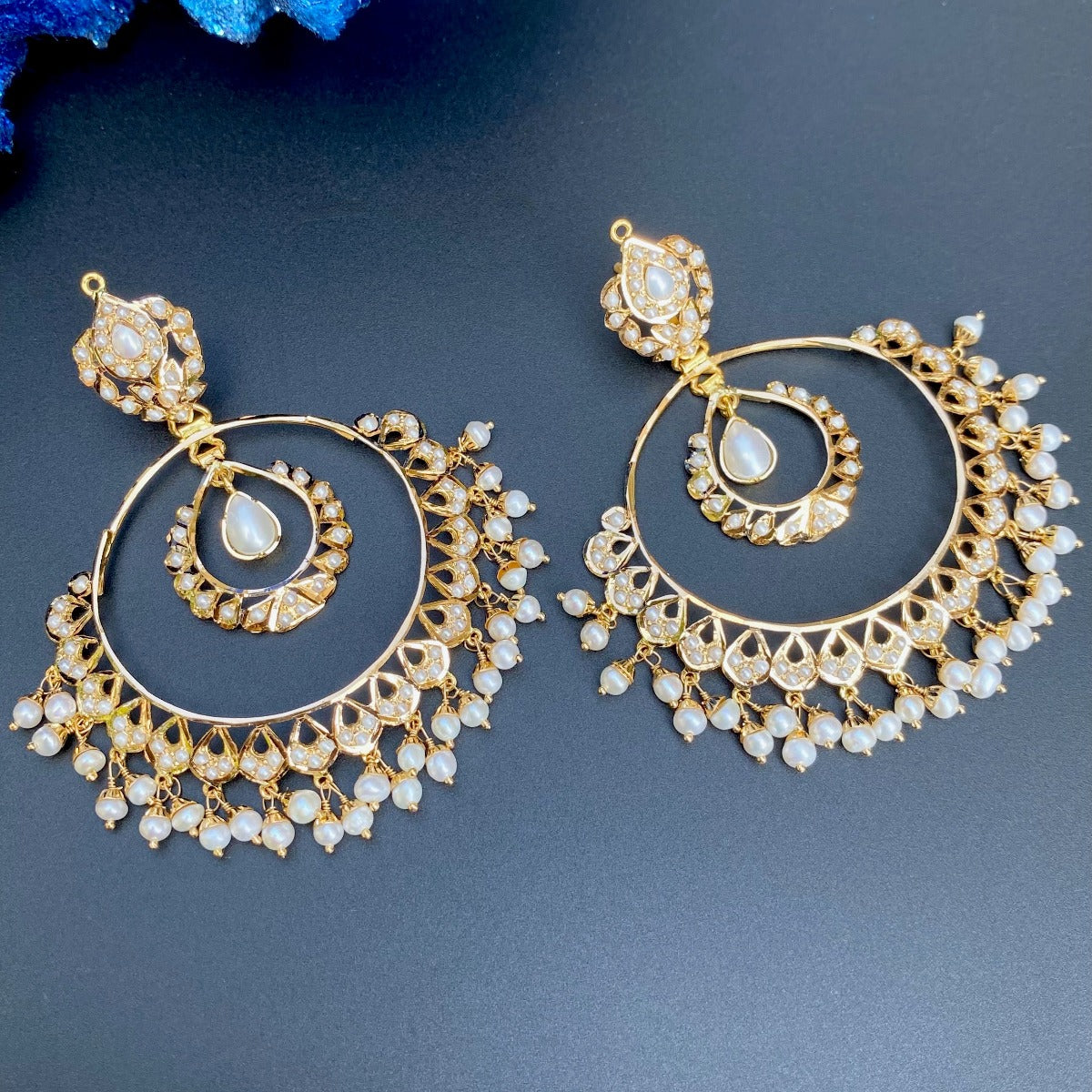 pair of chandbali earrings gold 22k