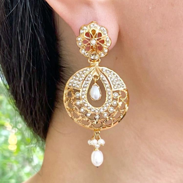 pearl chandbali earrings