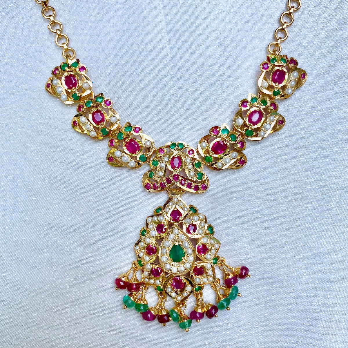 Multicolored Jadau Chain Set in Gold Plated Silver NS 145