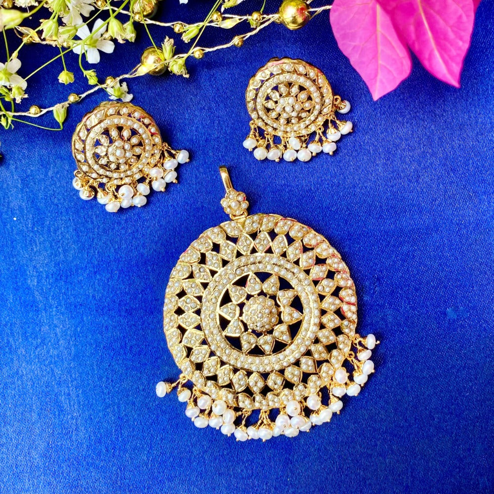 buy pearl pendant set in delhi