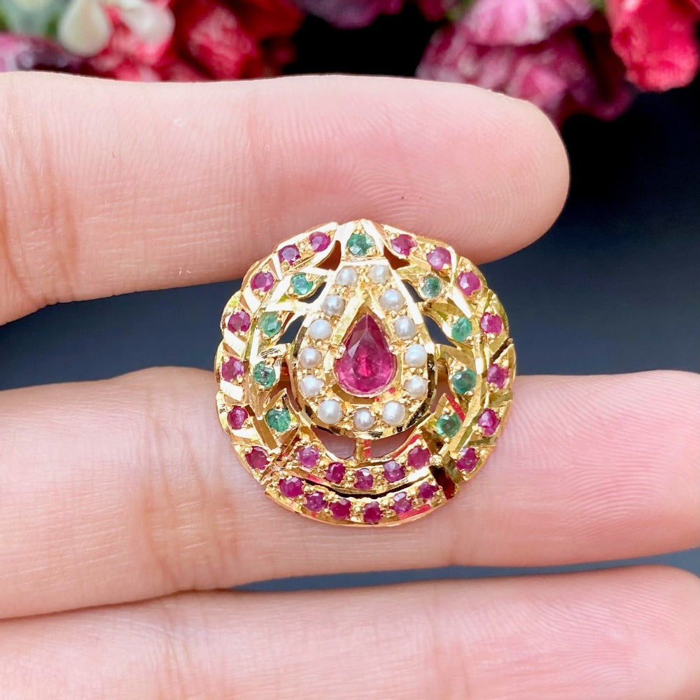 Vintage 14K Yellow Gold Heirloom Ruby Emerald ladies Ring