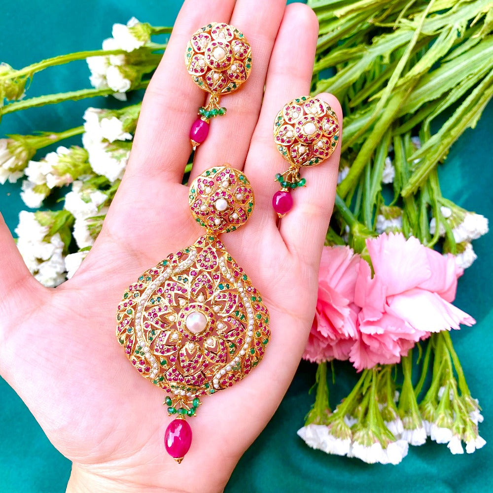 gold plated pendant set in bangalore