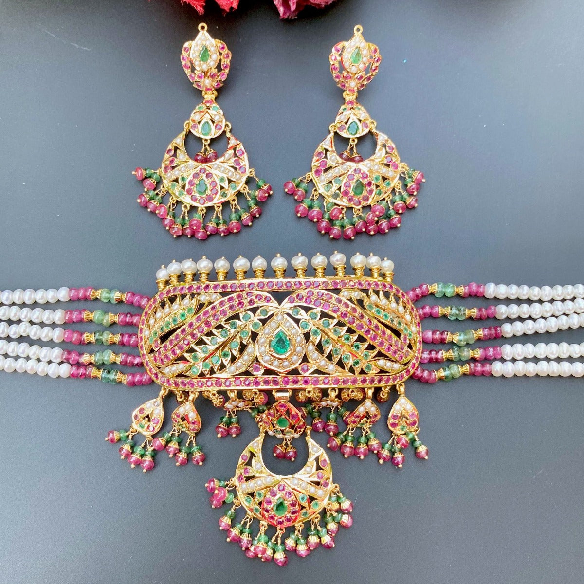 Traditional Jadau Choker Set in 22ct Gold GNS 175