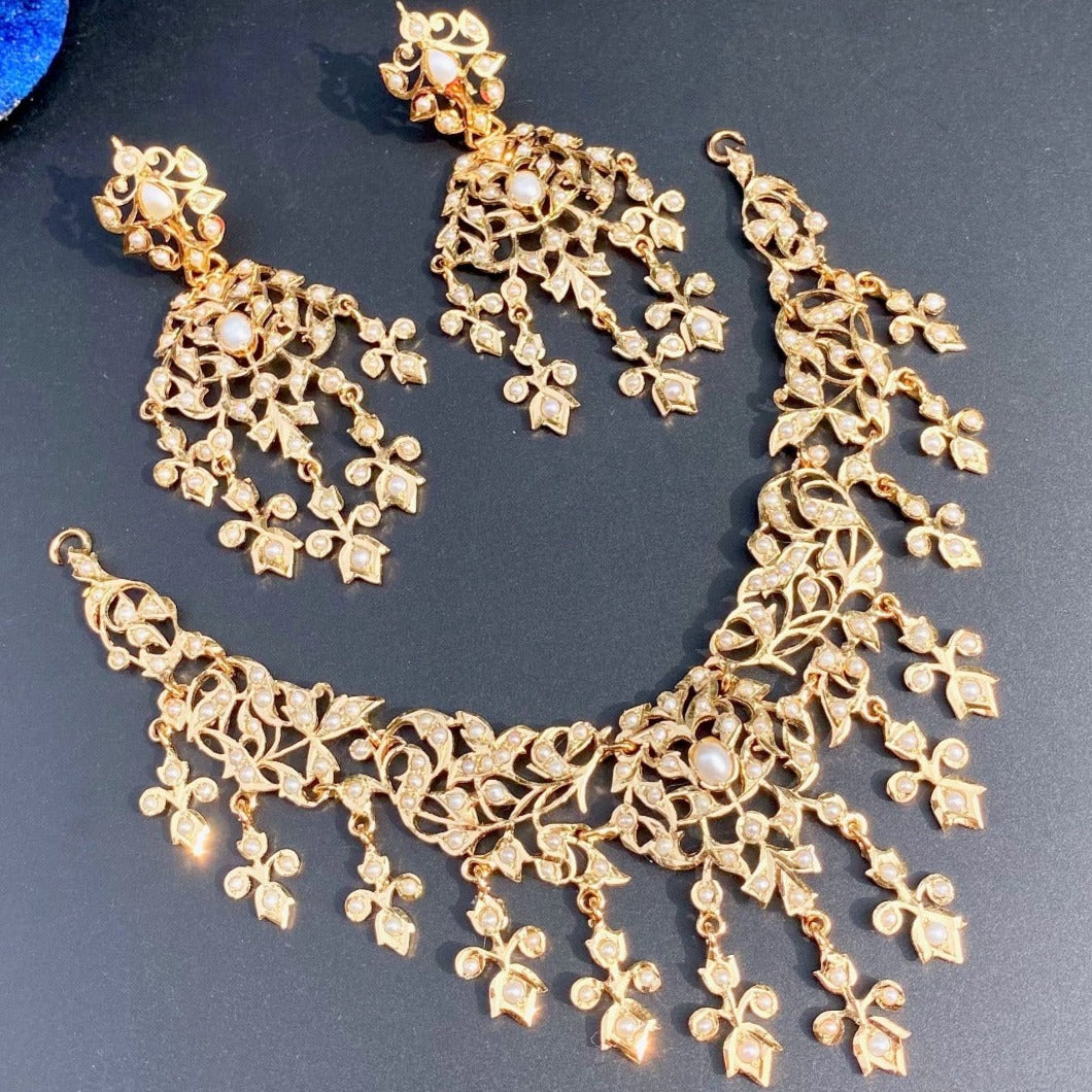 meermankaa kundan necklace set